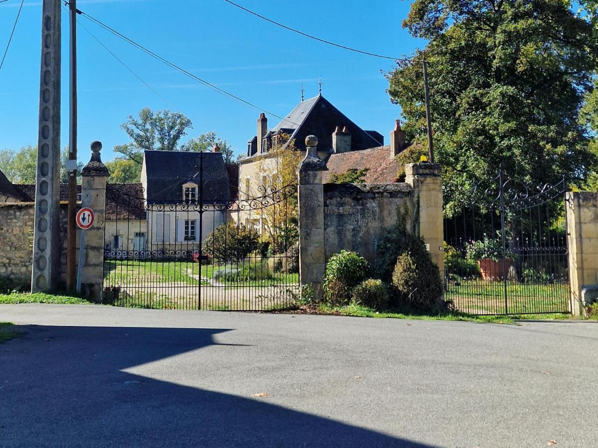 La Marche Chambre D'Hotes "Au Bord De Loire" מראה חיצוני תמונה